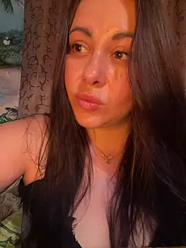 DaisyStreet's Live XXX Chat