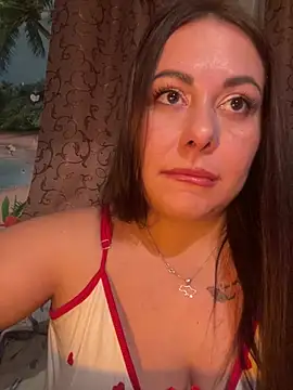 DaisyStreet's Live XXX Chat