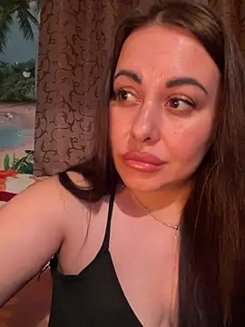 DaisyStreet live XXX chat