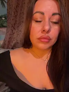 DaisyStreet Chat XXX live