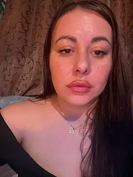 DaisyStreet live XXX chat