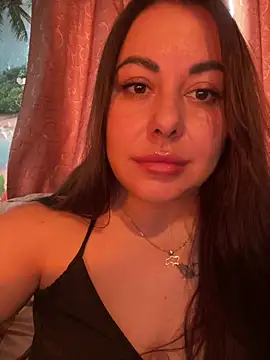DaisyStreet Chat XXX in diretta
