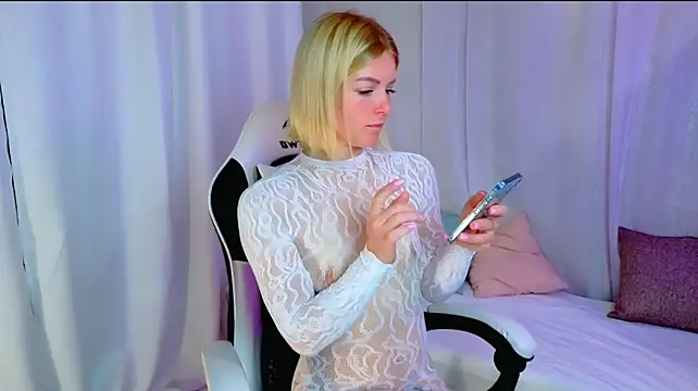 Chatroom XXX en direct de Lily_Daviss