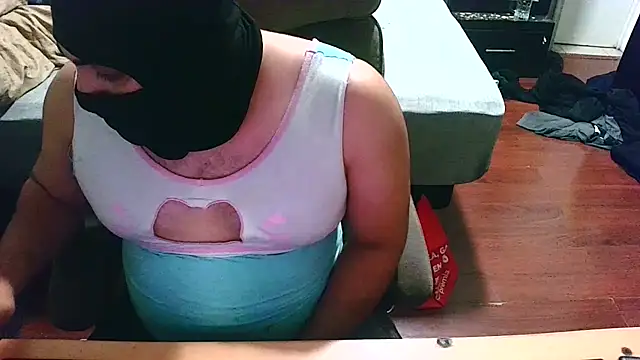 babykayla972 网络视讯表演