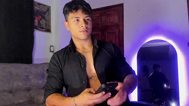 Dominic_Biker__ Show Webcam