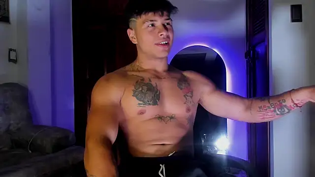 Dominic_Biker__ webkamerás műsora