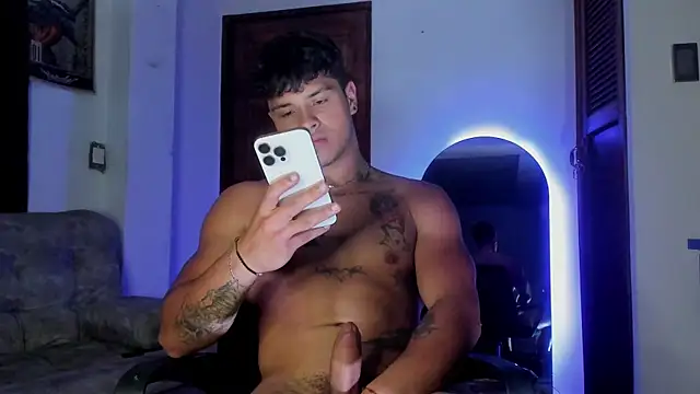 Dominic_Biker__ 网络视讯表演