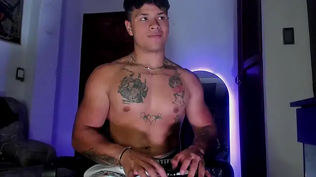 Dominic_Biker__ 网络视讯表演