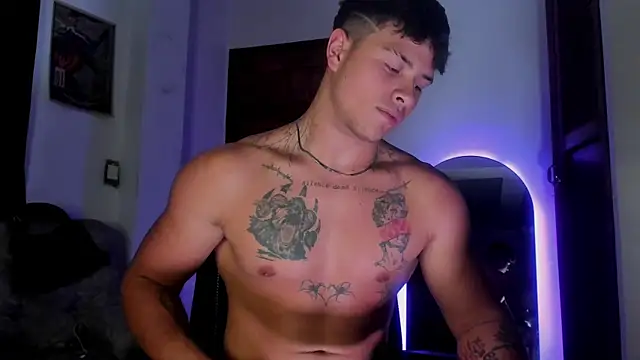 Dominic_Biker__ Show Webcam