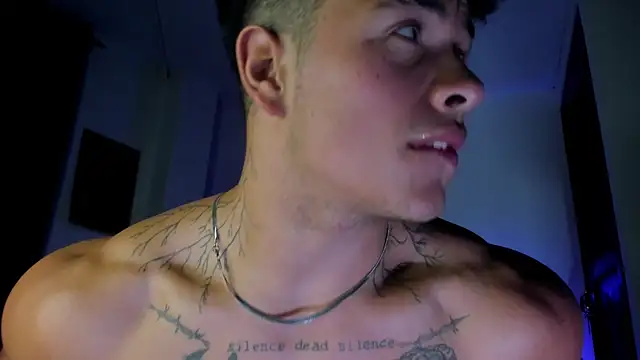Dominic_Biker__ Show Webcam