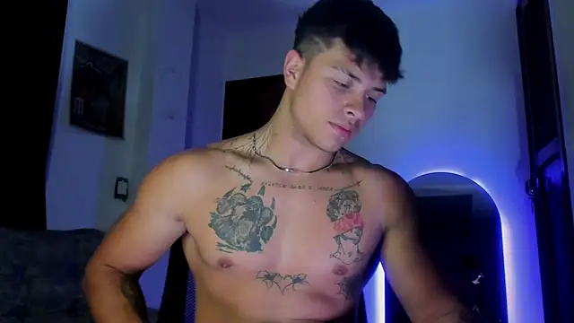 Dominic_Biker__ 网络视讯表演