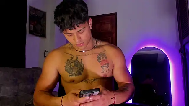 Dominic_Biker__ Show Webcam