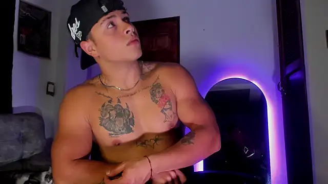 Dominic_Biker__ Show Webcam