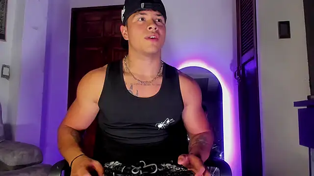 Dominic_Biker__ Show Webcam