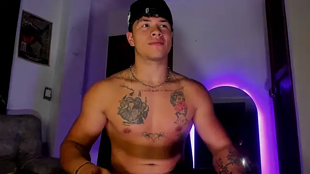 Dominic_Biker__のウェブカメラショー