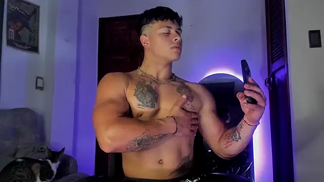 Dominic_Biker__ Webcam Show