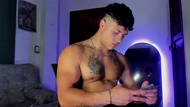 Dominic_Biker__ 网络视讯表演