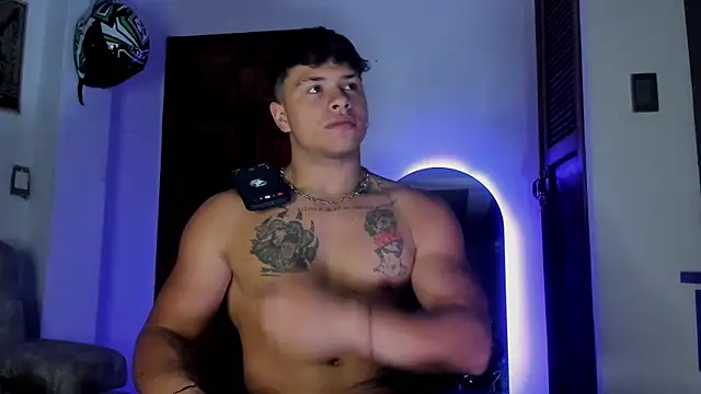 Dominic_Biker__のウェブカメラショー