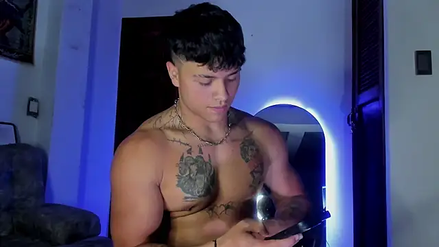 عرض كام Dominic_Biker__