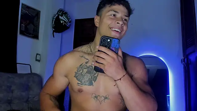 Dominic_Biker__ 网络视讯表演