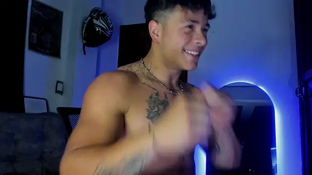 Dominic_Biker__のウェブカメラショー