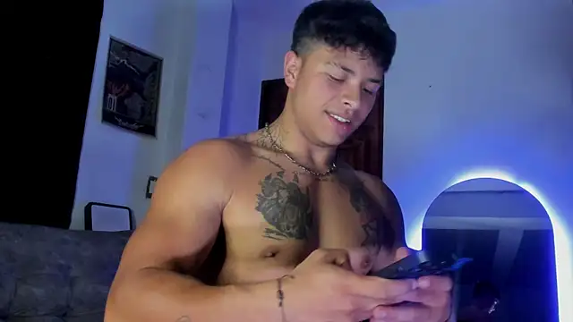 عرض كام Dominic_Biker__