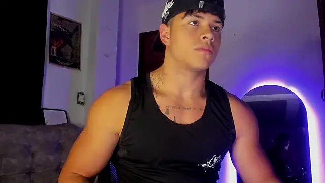 عرض كام Dominic_Biker__
