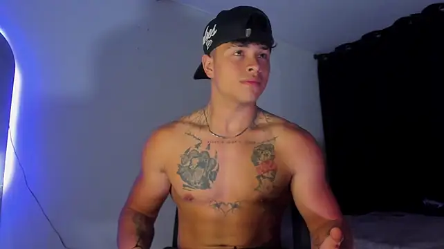 Dominic_Biker__ Show Webcam