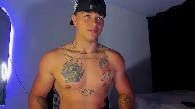 Dominic_Biker__'s Webcam Show