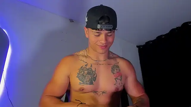 Dominic_Biker__ Show Webcam