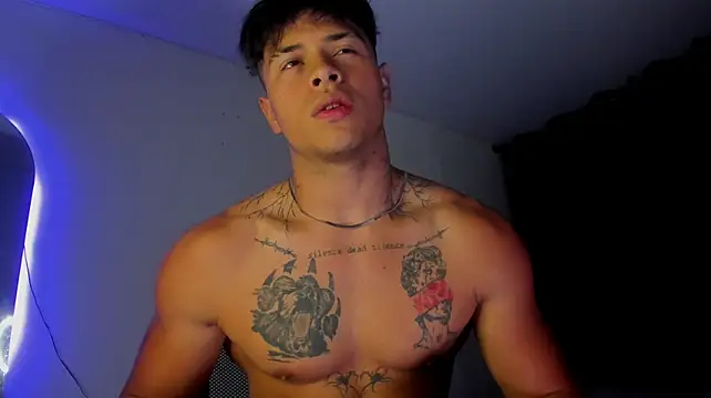 Dominic_Biker__ 网络视讯表演