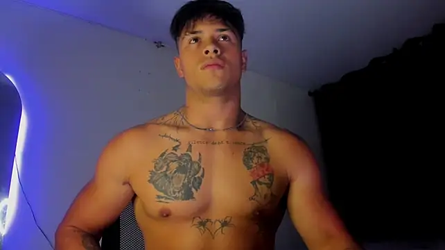 Dominic_Biker__ webkamerás műsora