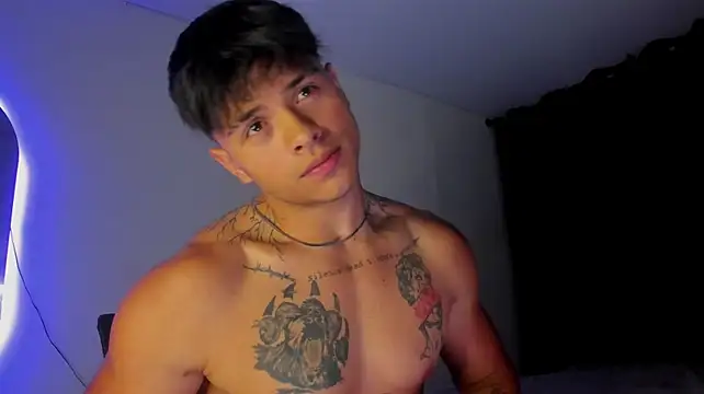 Dominic_Biker__のウェブカメラショー