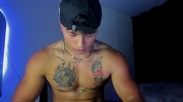 Dominic_Biker__ Show Webcam