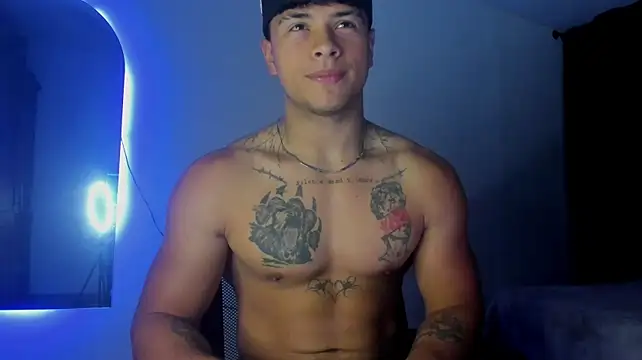 Dominic_Biker__ webcam show