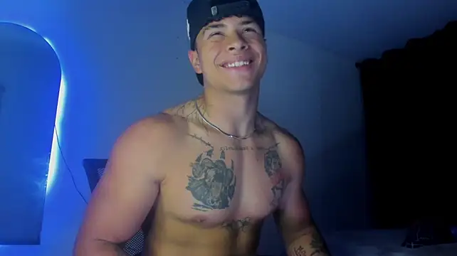 Dominic_Biker__ Pertunjukan Webcam