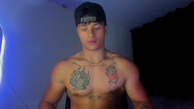 Dominic_Biker__ Show Webcam