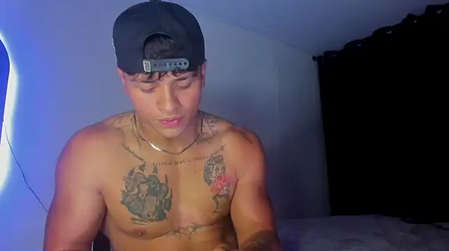 Dominic_Biker__ Show Webcam