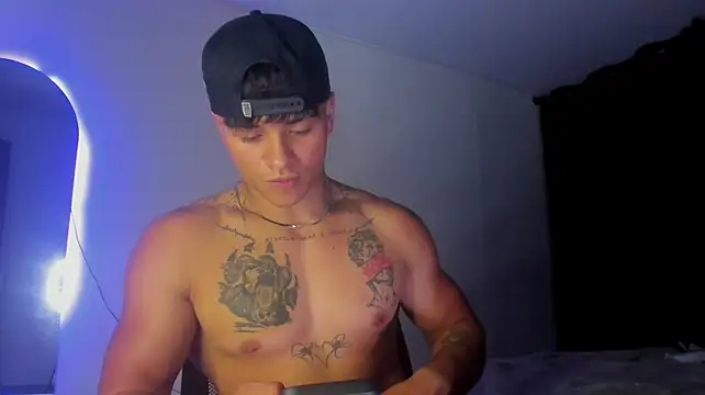Dominic_Biker__ Show Webcam