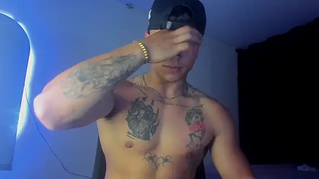 Dominic_Biker__ webcam show