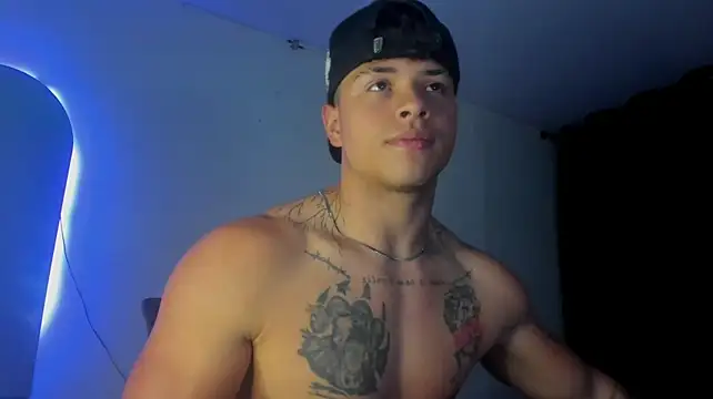 โชว์เว็บแคมของ Dominic_Biker__