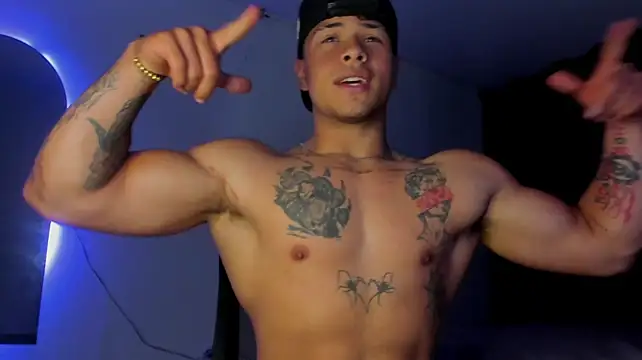 Dominic_Biker__ Show in webcam