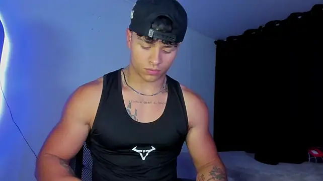 Dominic_Biker__ Шоу с уебкамера