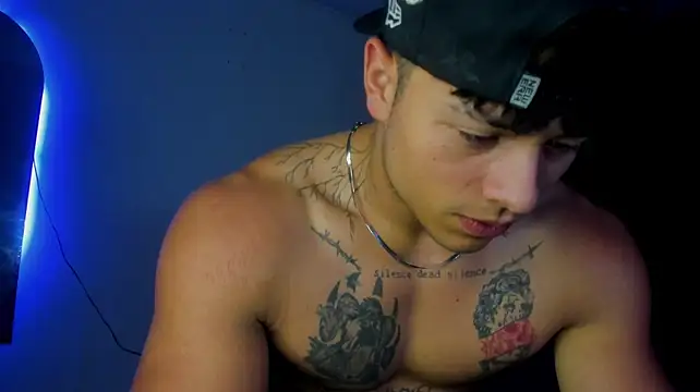 Dominic_Biker__ Show Webcam