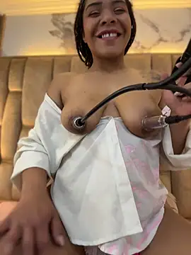 Czat XXX na żywo – Hannagarces