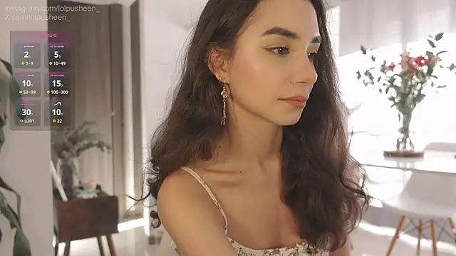 JulietteDee Adlı Modelin Canlı XXX Sohbeti