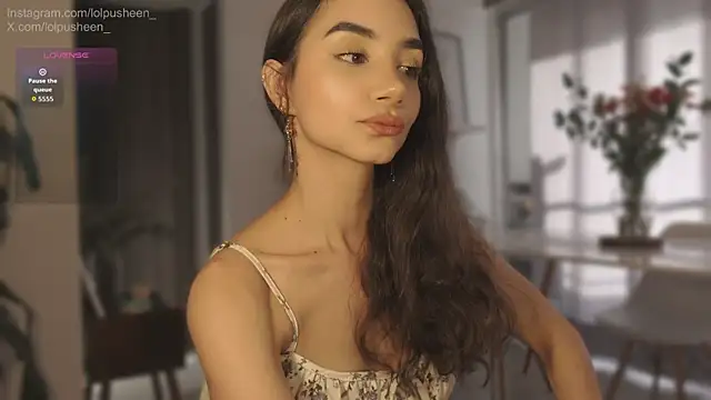 XXX chat uživo modela JulietteDee
