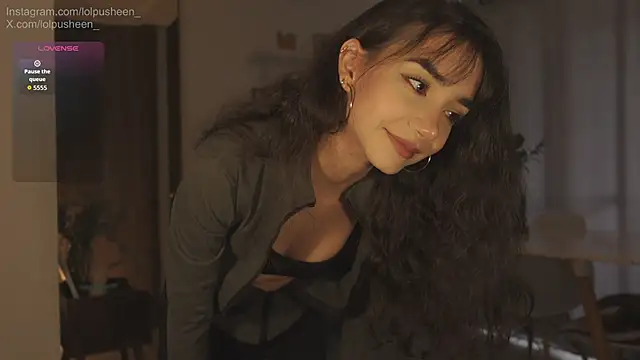 XXX chat uživo modela JulietteDee