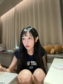 Uizzq3u-'s Webcam Show