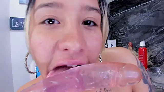 miss_danika's Webcam Show